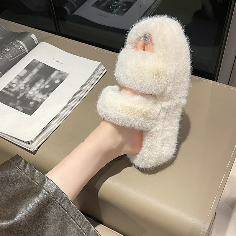 House Slippers Platform Room Shoes Big Size Low Luxury Slides Slipers Women Massage Flat Soft Designer 2024 PU Rome Hoof Heels R