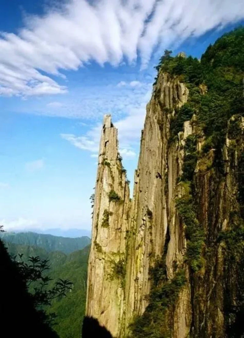 

Накладки-удлинители на подрулевые лепестки для Acura MDX 2013-н.в., ILX 2013, RDX 2013-2016, TLX 2015-2017, TLX-L 2018-н.в.