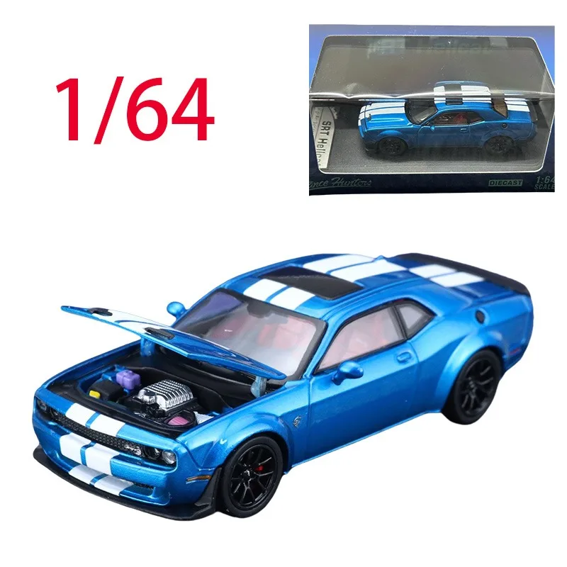 

SH литой под давлением масштаб 1/34, Dodge Challenger SRT Hellcat, модель автомобиля из сплава, игрушки для мальчиков, подарок, моделирование, ограниченная серия