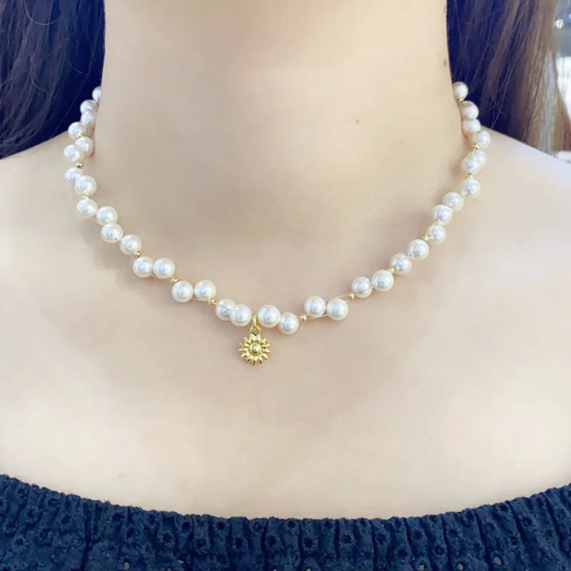 Vanifin Fashion Simple Sculpt Sun Pendant Pearl Choker Necklace For Women Vintage Elegant Beaded Necklace Wedding Party Jewelry