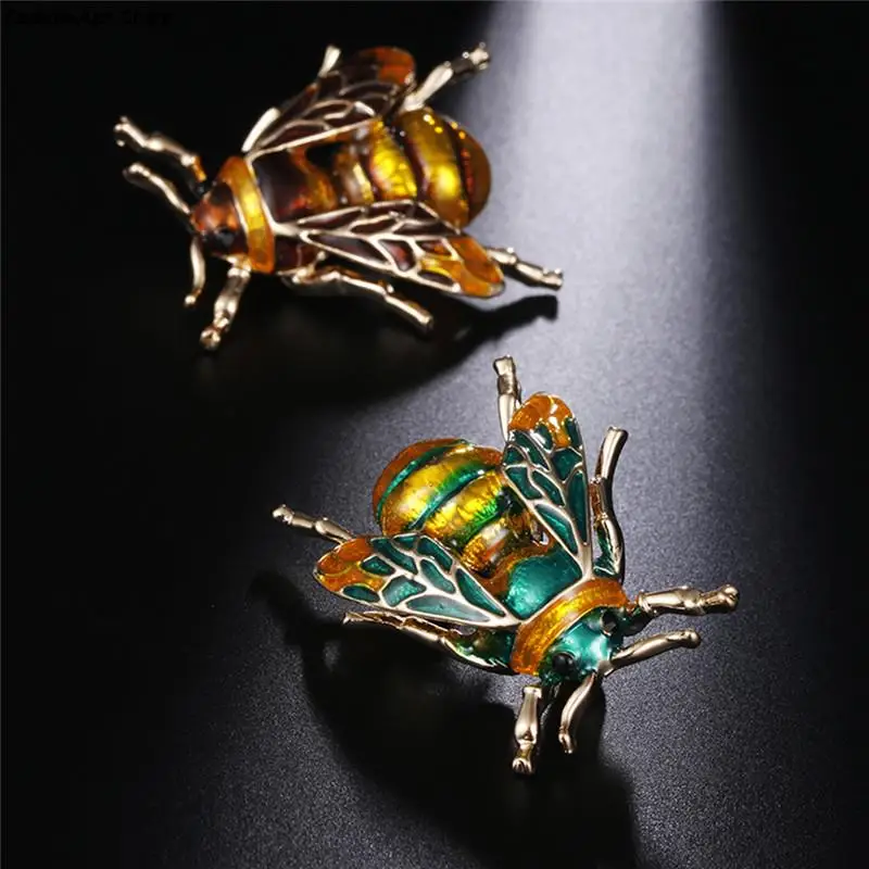 Cute Animal Brooch Jewelry Hijab Pins Bee Black Yellow Enamel Insect Brooches Pin For Women Party Gifts Accessories