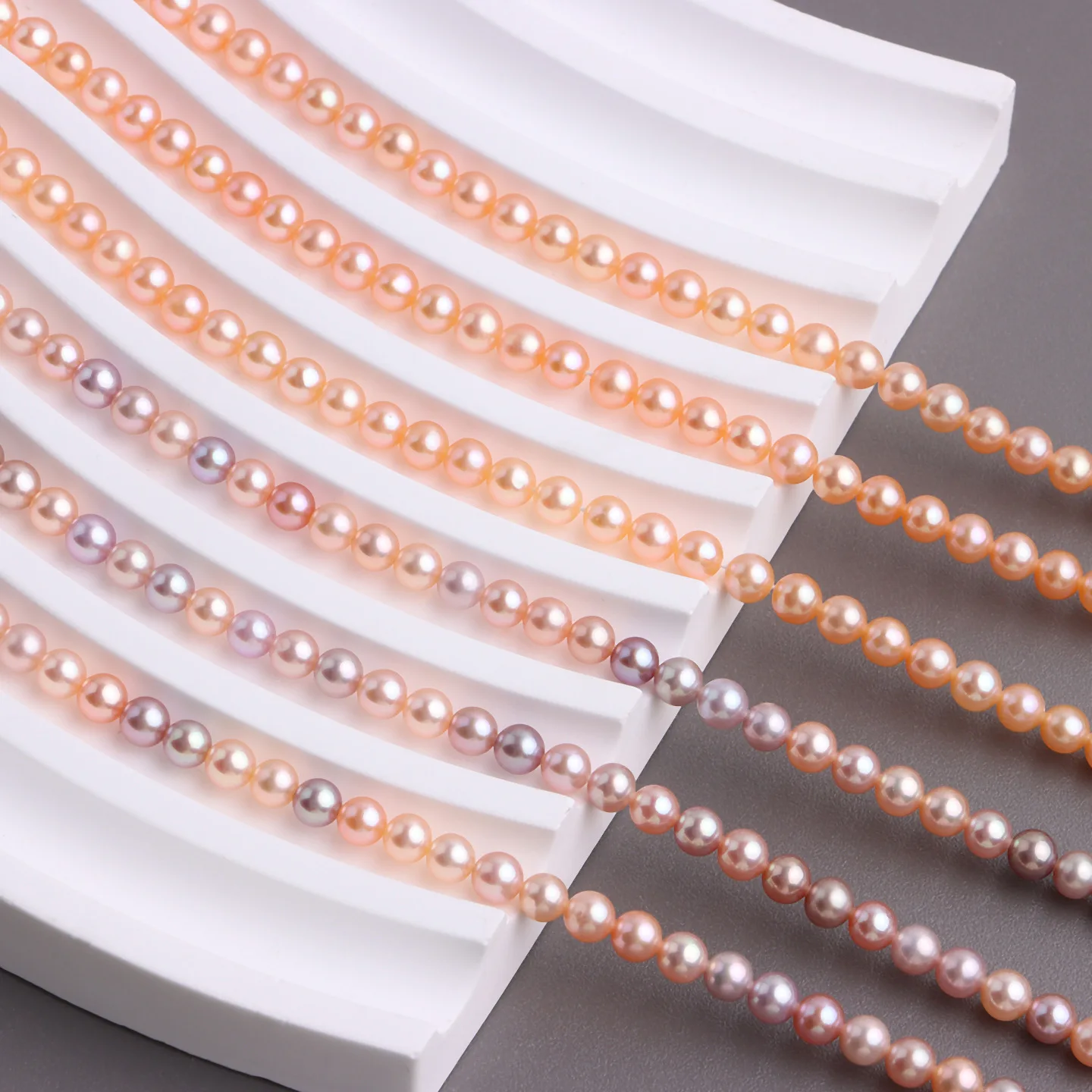 

Сильный свет, красочные 4 мм, круглые цветные детские бусины, натуральный пресноводный жемчуг, свободные бусины, браслет, ожерелье, ювелирные изделия своими руками, аксессуары