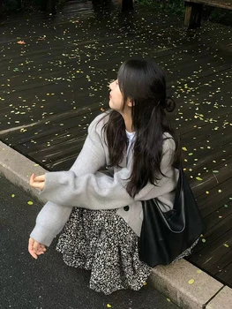 Autumn Vintage Knitted Women Cardigan Harajuku V-Neck Long Sleeve Buttons Sweaters Female Sweet Preppy Warm All-Match Knit Coat 6