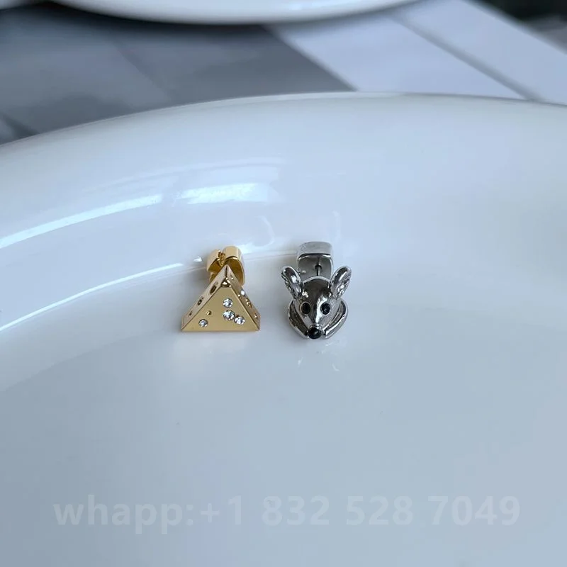 1:1 KS مجوهرات أقراط الذهب للنساء مجوهرات الأزياء 2025 هدية عيد الميلاد