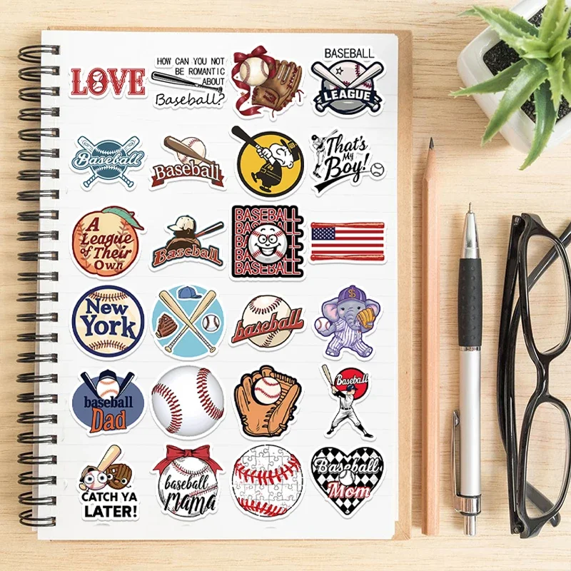 50 قطعة ملصق بيسبول مضحك DIY للأطفال لعبة الديكور ملصقات البيسبول الإبداعية زجاجة ماء الهاتف المحمول الغيتار سيارة