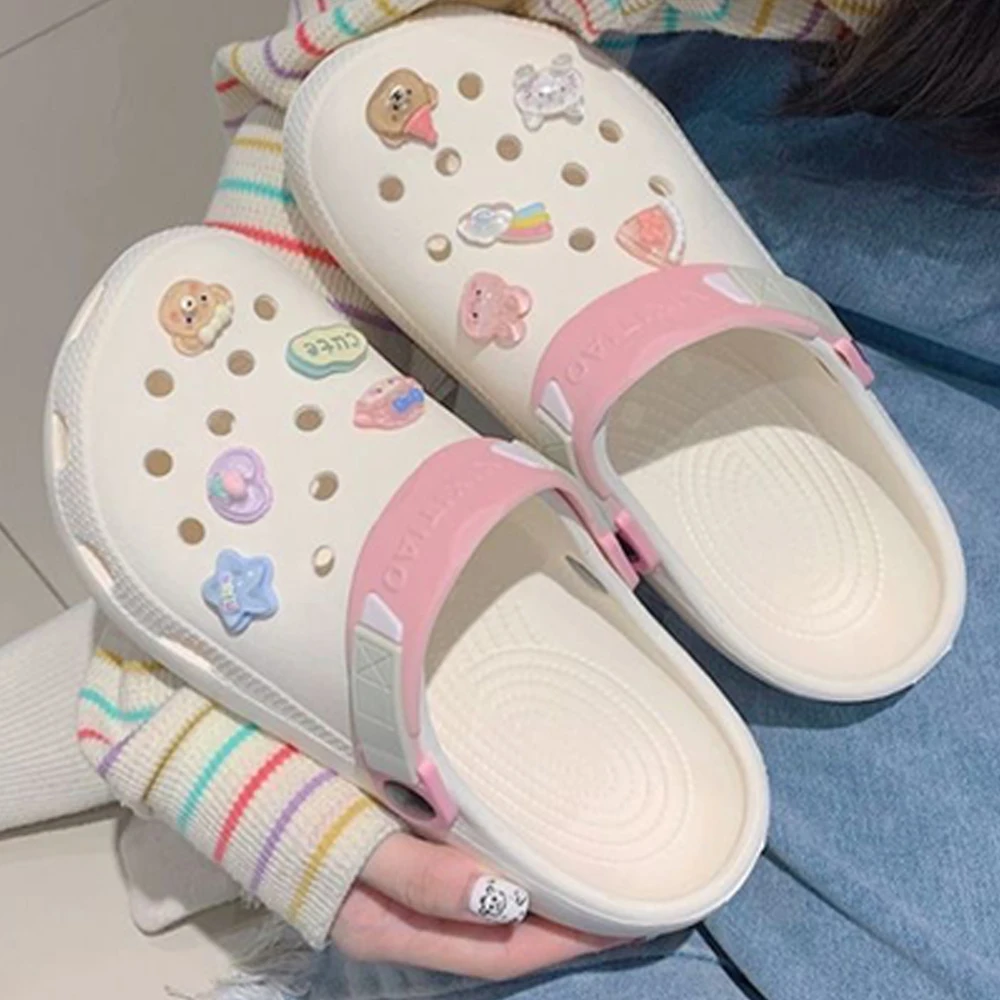 New Sandal Slippers DIY Cute Cartoon Clogs Women Mules Summer Beach Sandals Cave Hole Female Garden Shoe For Students Girls