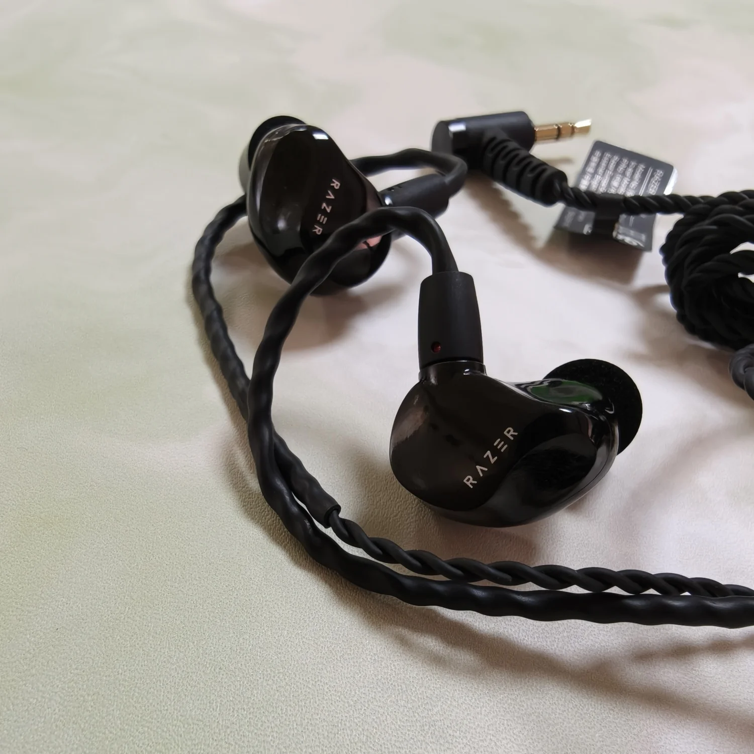 Razer Moray Game Earphones For PC, PS4, PS5, Switch, Xbox One, Series X and S, Nintendo Switch Mobile 3.5 mm Audio