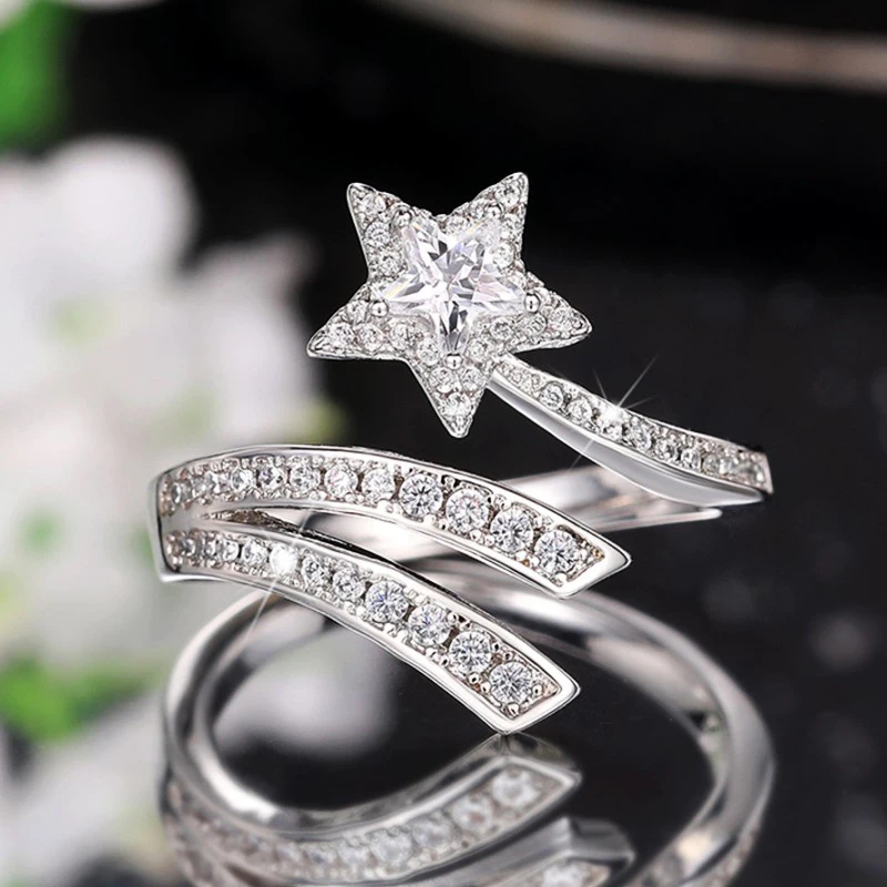 Huitan Star Finger Rings for Women Resizable Band Silver Color Sparkling Cubic Zirconia Exquisite Female Rings Fashion Jewelry