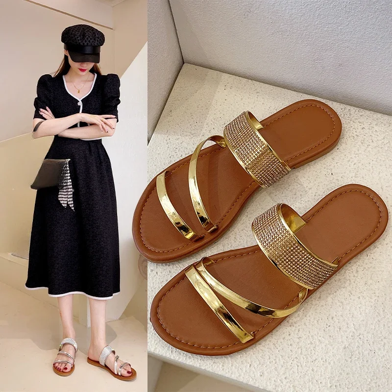 Summer New Women's Fashion Gold Silver Patent Leather Flat Heel Sandals Bling Rhinestone Narrow Band Beach Casual Slippers