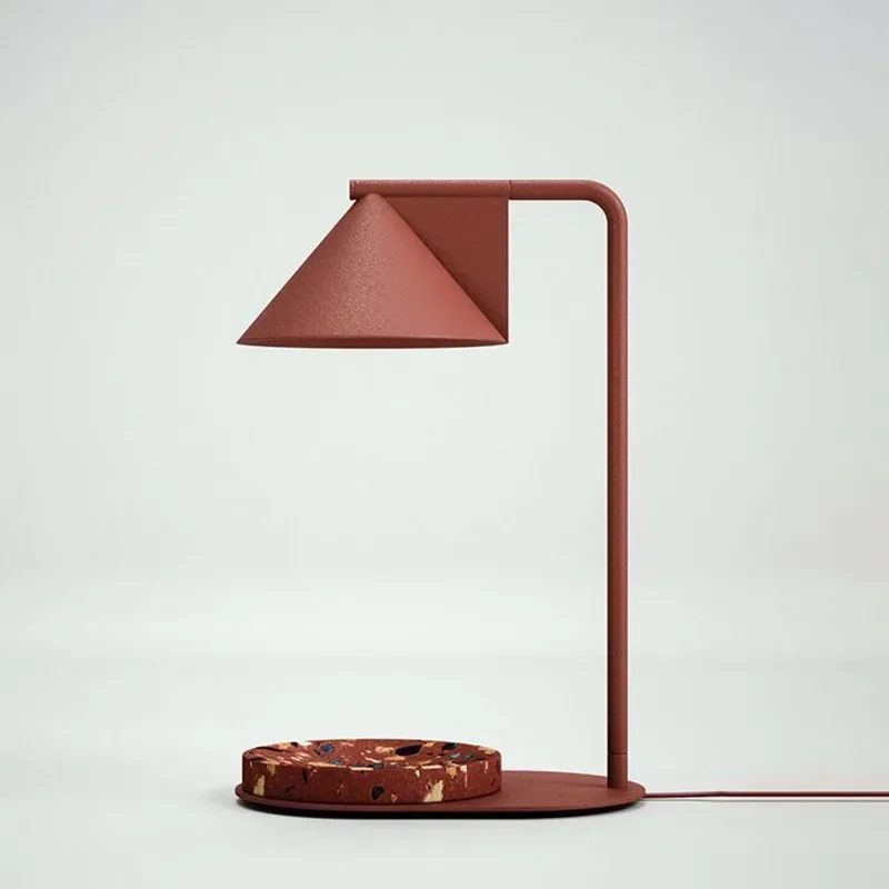 Nordic postmodern creative minimalist red art desk lamp designer model room, homestay living room, bedroom, bedside lamp