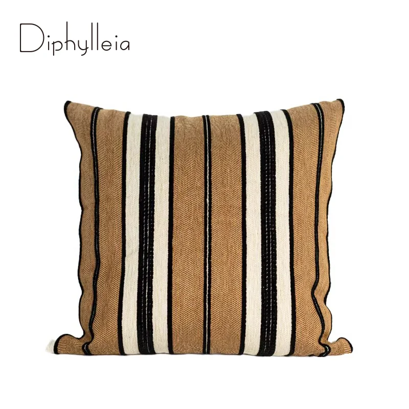 Diphylleia Italian Handmade Vintage Stripe Pillow Case Modern Silhouette Cushion Cover 45x45 Stylish Blend Of Luxury And Comfort