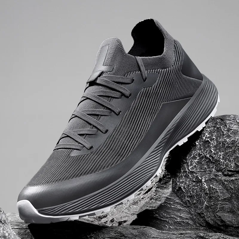 

2025 New Men's Rock Climbing Shoes Men's Anti-Slip Travel Shoes Breathable Mesh Hiking Shoes Men's Wearable Hiking Shoes