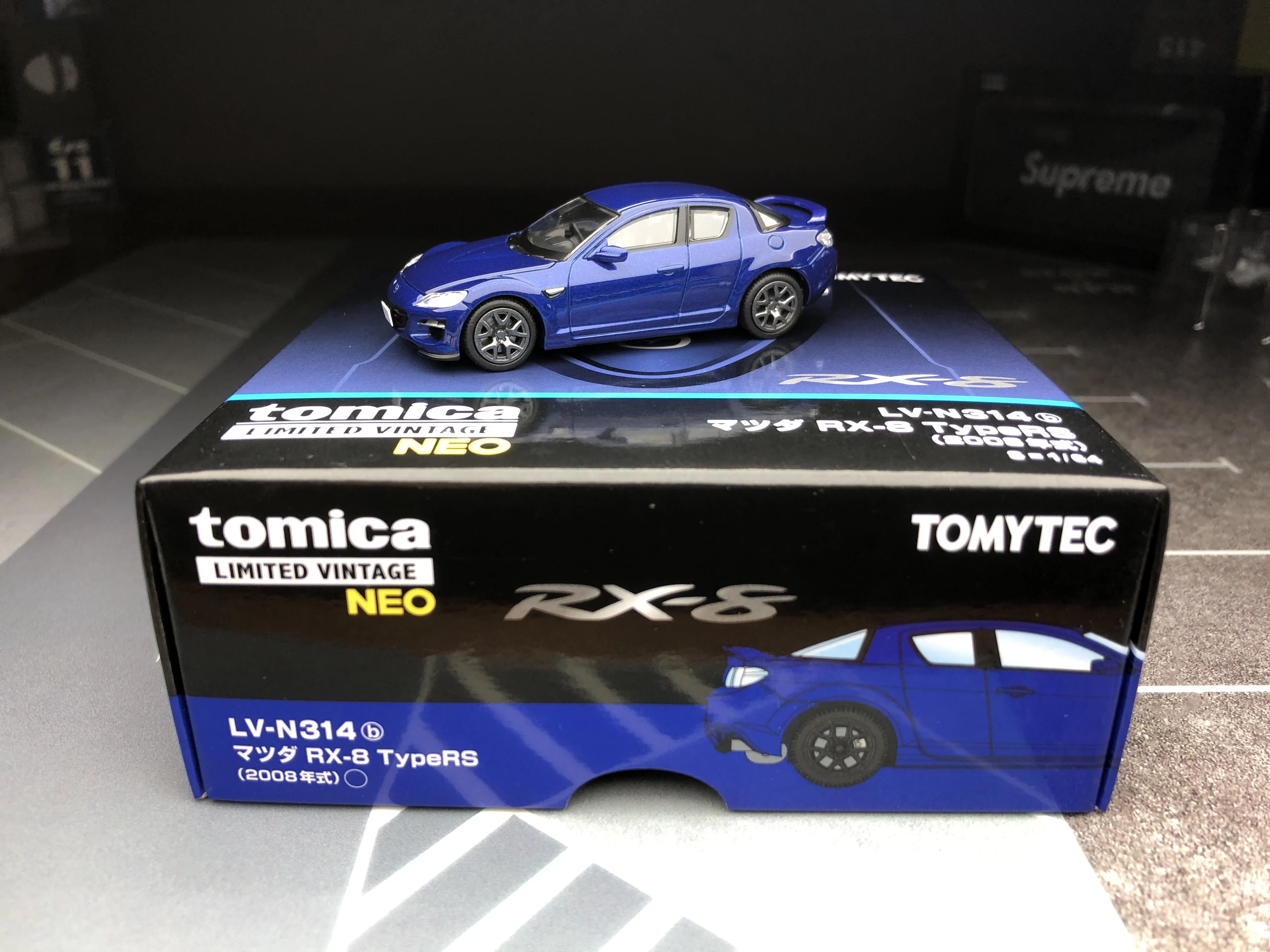 Tomica Limited Vintage Neo Tomytec LV-N314b RX-8 Type RS 1:64