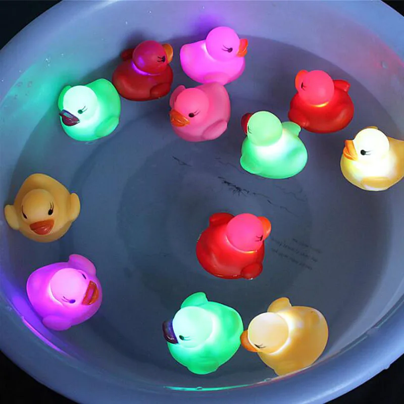 LED Sensor Luminous Duck Children Float Rubber Duck Floating In Water Flashing Little Baby Bathing Toy Automatically