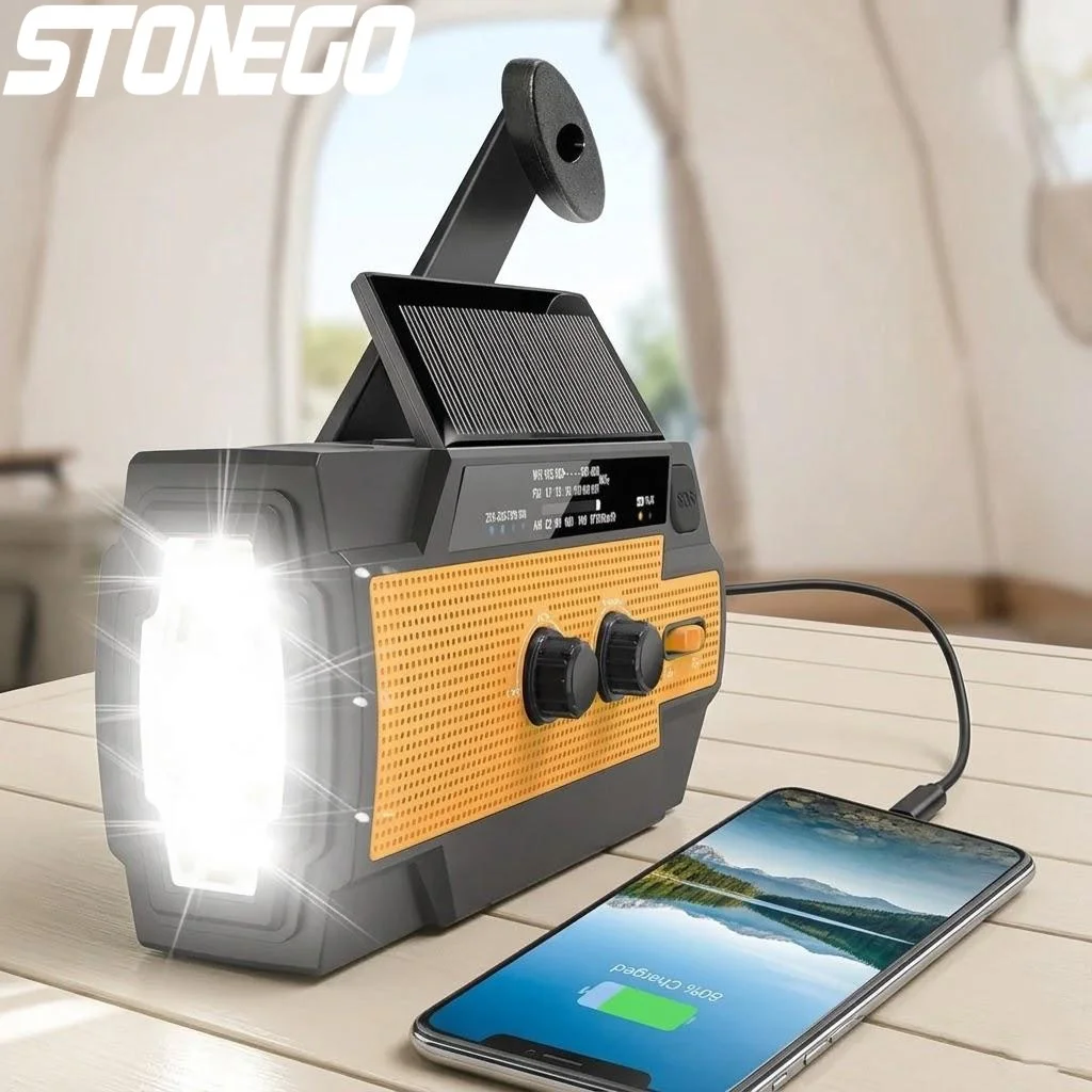 

Портативное аварийное радио на солнечной энергии с ручным динамо-генератором, 4000 мАч, AM/FM/NOAA, с фонариком, зарядкой для телефона и сигнализацией SOS