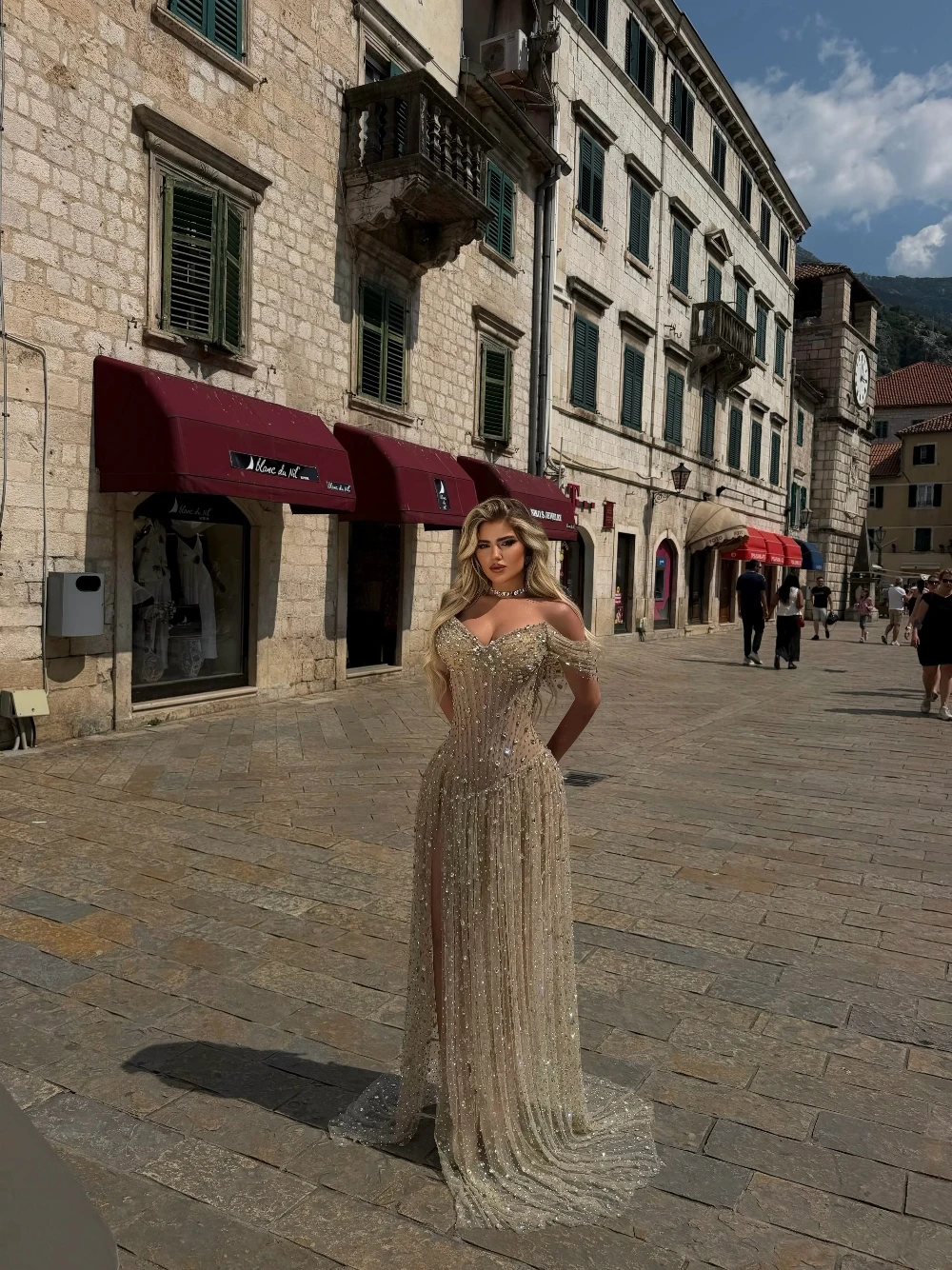 

Richly Crystals A Line Evening Dress Off-the-shoulder High Slit Sexy Prom Gown Customized Formal Occasions Women Party Wear