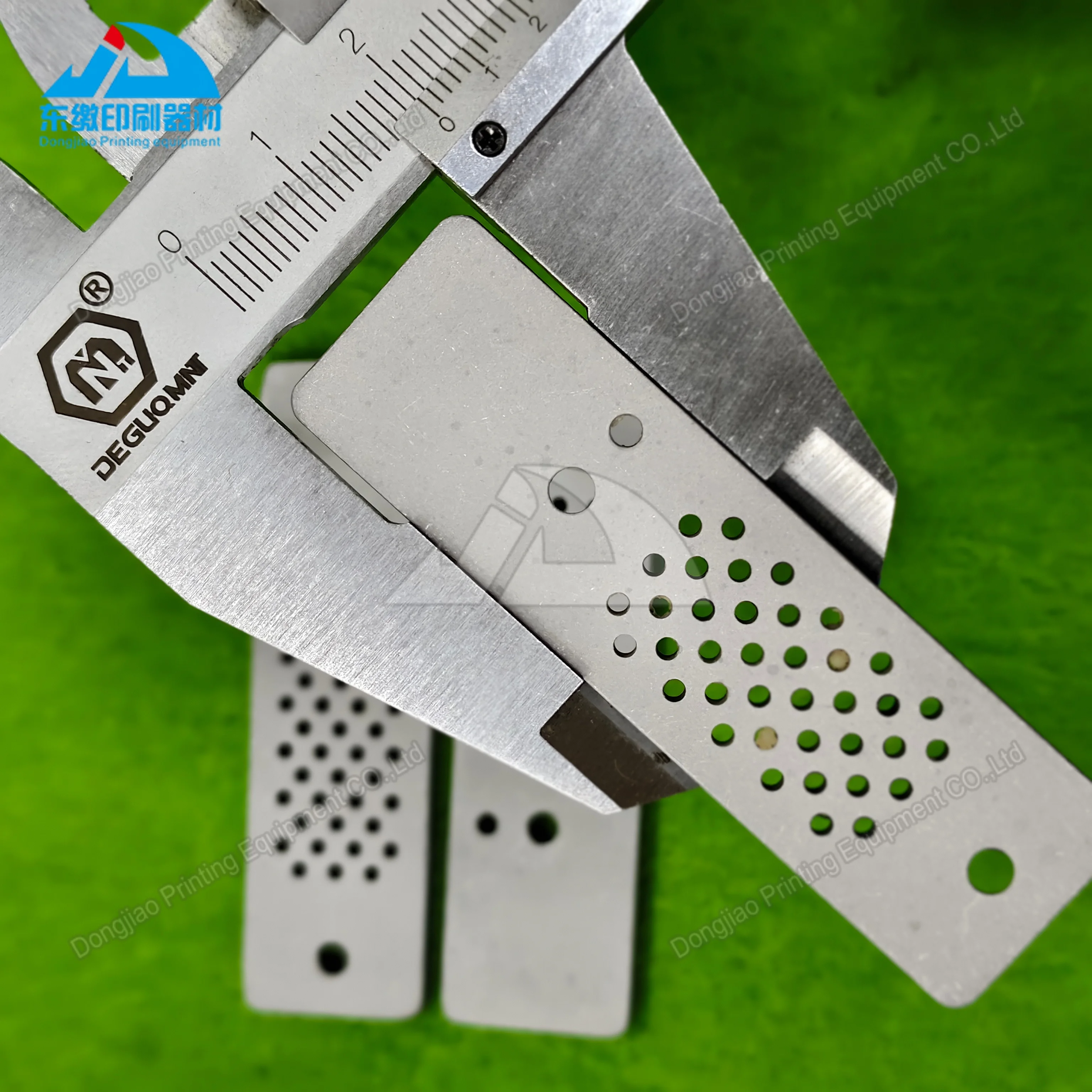 

1 Piece Suction Plate for Man Roland 300 Printing Machinery Spare Parts Suction Plate