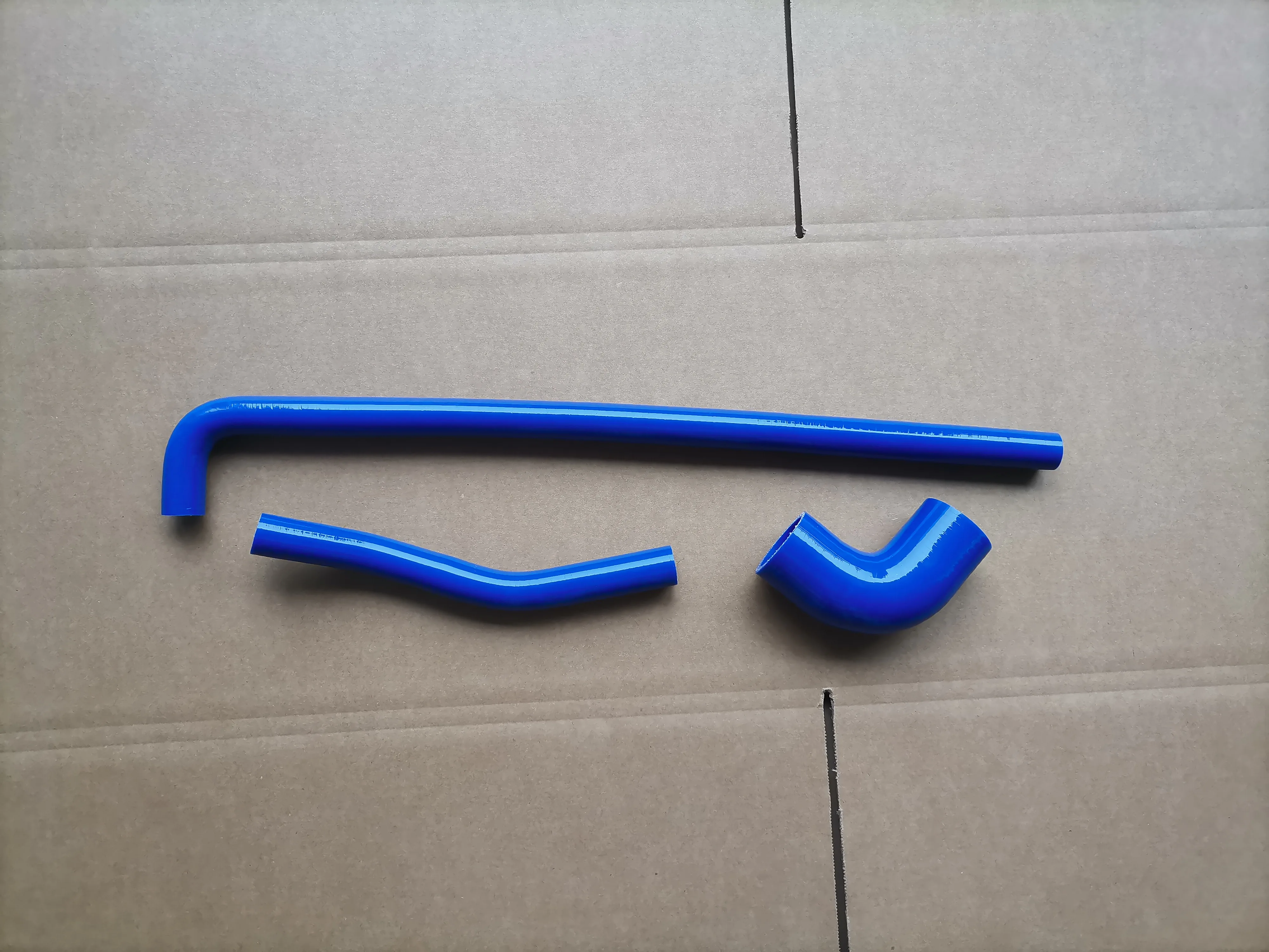 Silicone Coolant Hose For LAND ROVER DEFENDER TD5 2.5 Turbo Diesel 1997-2002, The Hose Need To Cut For Fitting