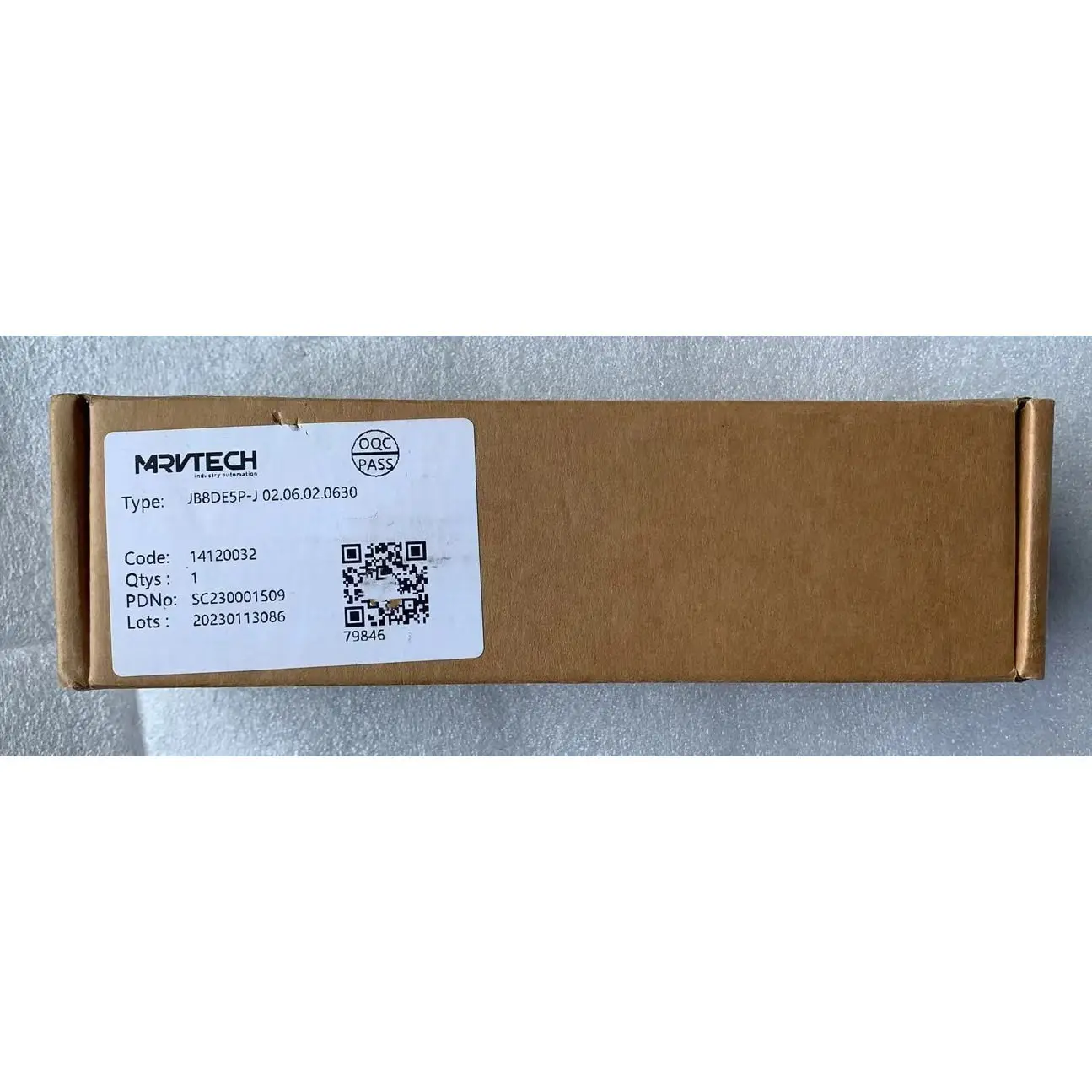 

Новая оригинальная распределительная коробка MRVTECH JB8DE5P-J в наличии
