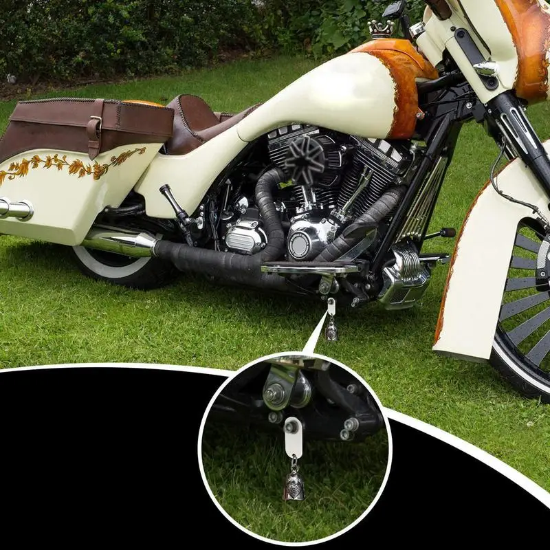 Heart Wing Biker Motorcycle Bell Motorcycle Bell Pendant Keychain Punk Rock Men's Riding Party Amulet Exorcism Jewelry