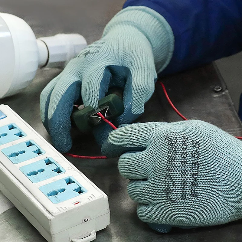 

1 пара защитных перчаток для защиты от электричества, резиновые перчатки для электриков, нескользящие, изолированные, для работы.