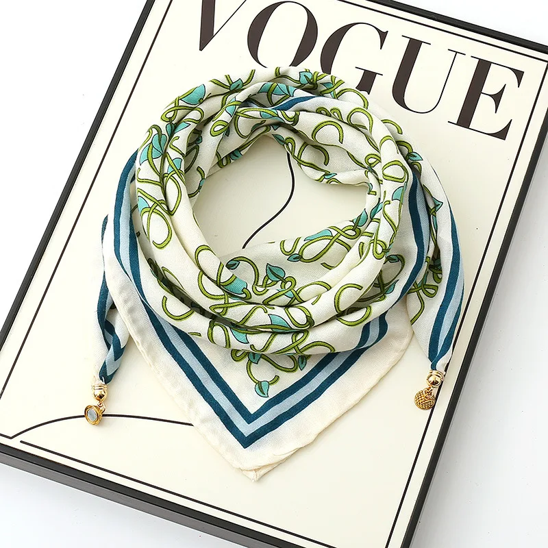 

Роскошный шелковый шарф с магнитной пряжкой и зеленым принтом, женский модный мягкий атласный шейный платок, весенне-осенний высококачественный треугольный шарф на шею ﻿