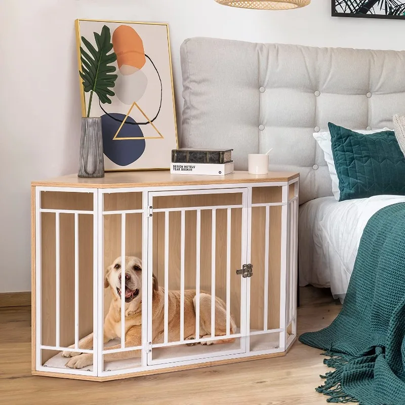 Wooden kennel and cage corner steel and wood structure for small and medium-sized dogs