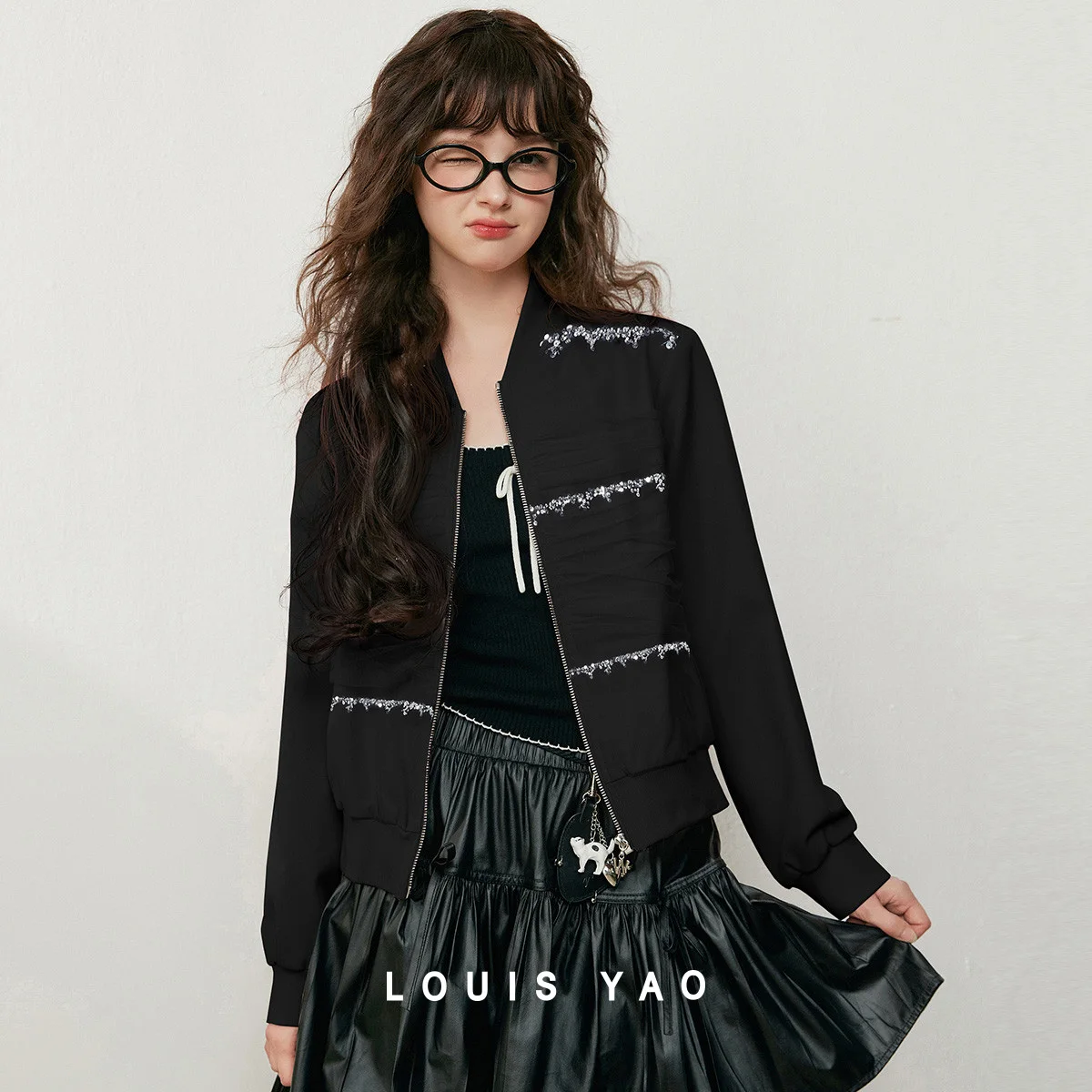 

LOUIS YAO Casual Baseball Jacket 2025 Autumn Youthful Varsity Coats Off Shoulder Long Sleeves Baseball Collar Women's Jacket
