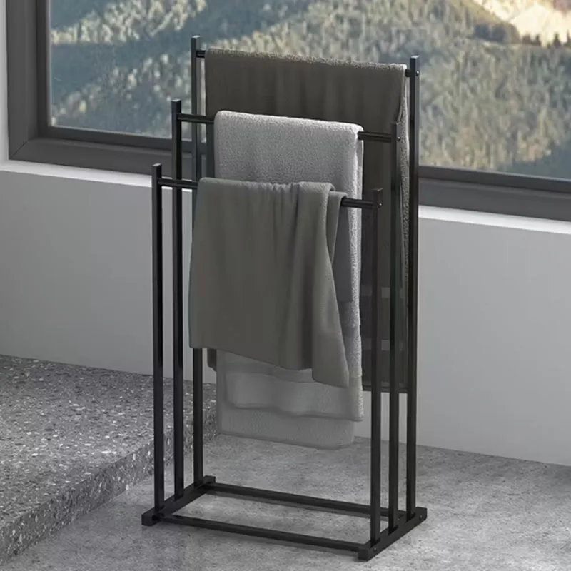 Toallero independiente moderno de 3 niveles: soporte de secado para baño y piscina de piso resistente, organizador multifuncional que ahorra espacio