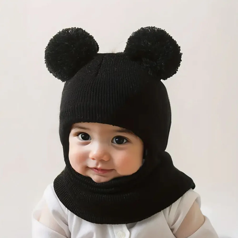 

Зимняя шапка с отделкой помпонами — мягкая эластичная вязаная шапка для детей 0–3 лет, легкая и ветрозащитная, с акцентами, с отделкой