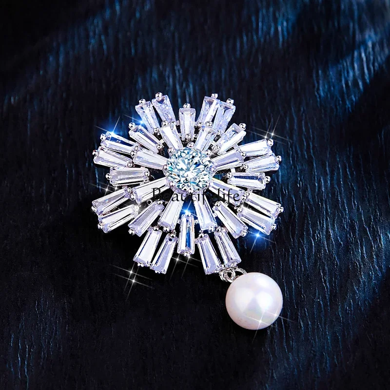 

Elegant Super Shiny Snowflake Imitation Pearl Luxury Elegant Fashion All-Match Corsage