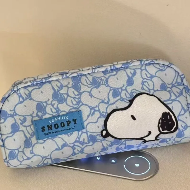 2026 Snoopy Pencil Case Kawaii Japanese cartoon Creative Minimalist Makeup Bag Holiday Exquisite Gift