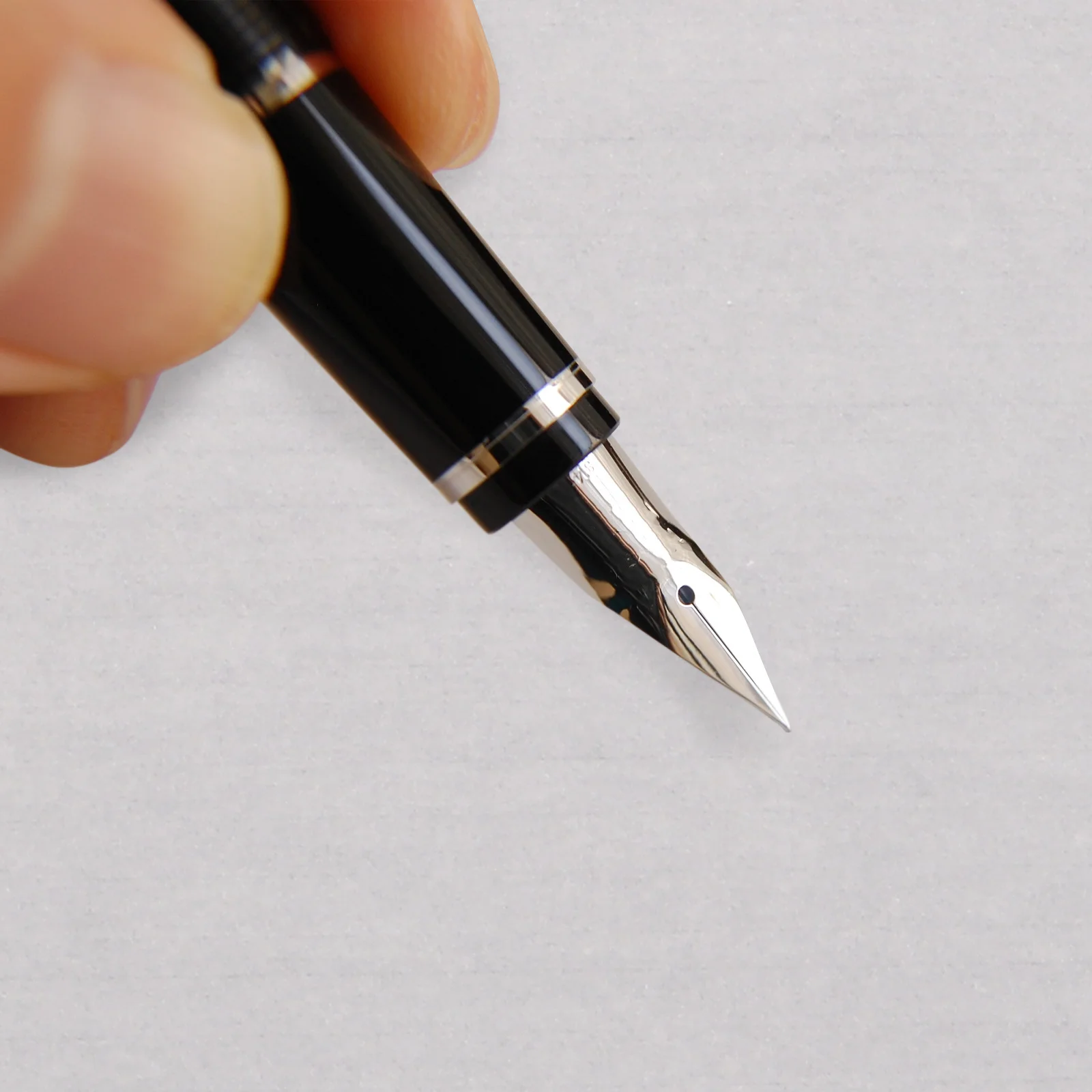 

1 Roll Chinese Calligraphy Thickened Rice Paper Sheet for Calligraphy Painting Writing Practice Sumi Paper Drawing Brush Ink