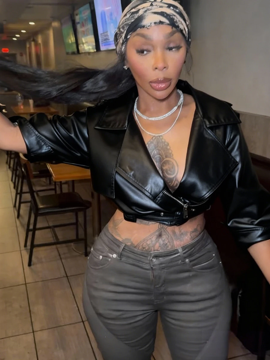 غريب سنور حار فتاة الآسيوية الوجه طوق السائق Sle ort Jaet المرأة Faionable بارد الساخن المظهر البوليستر معطف بولي يوريثان