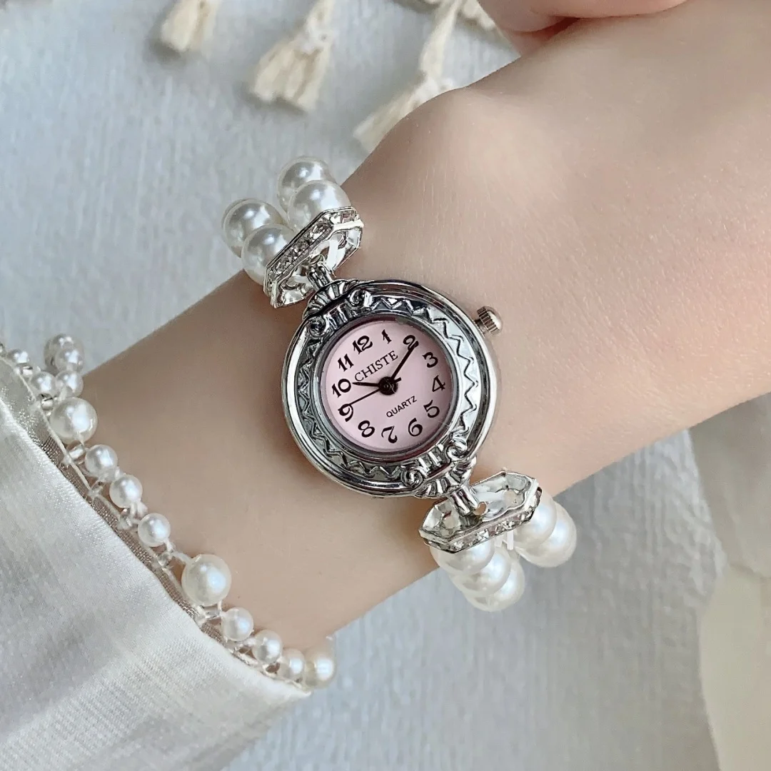 ساعات نسائية سوار من اللؤلؤ الأبيض ساعات نسائية فضية مستديرة صغيرة ساعات كوارتز نسائية Relojes Para Mujer