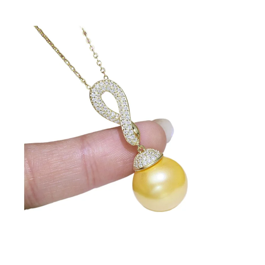 

РЕДКИЕ ОЖЕРЕЛЬЕ-КУЛОН С ЗОЛОТОМ ЖЕМЧУГОМ ЮЖНОГО МОРЯ 9-10 ММ