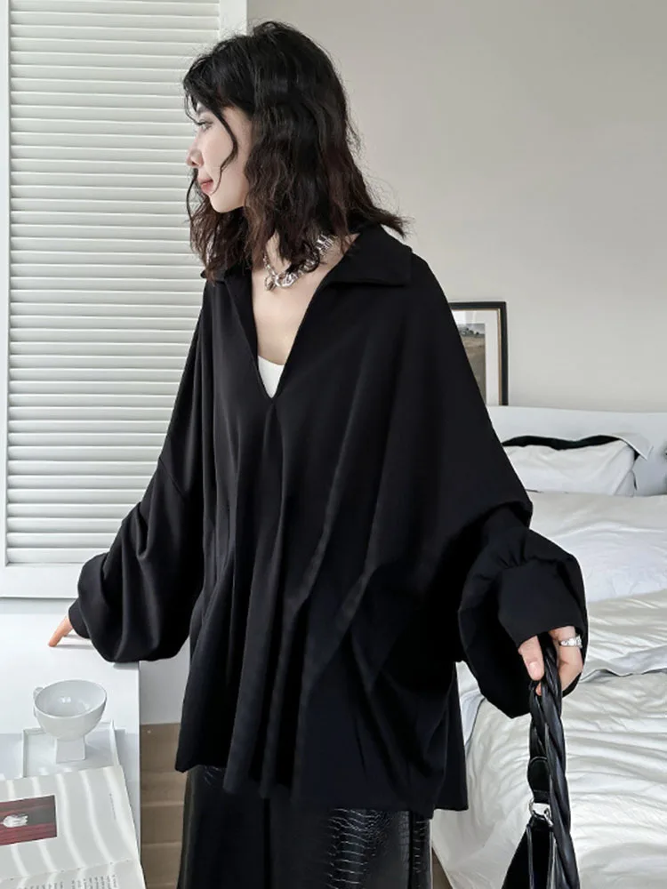 [EAM] Black Pleated Big Size Casual Jacket New V-neck Long Batwing Sleeve Women Coat Fashion Tide Spring Autumn 2024 1DH6865