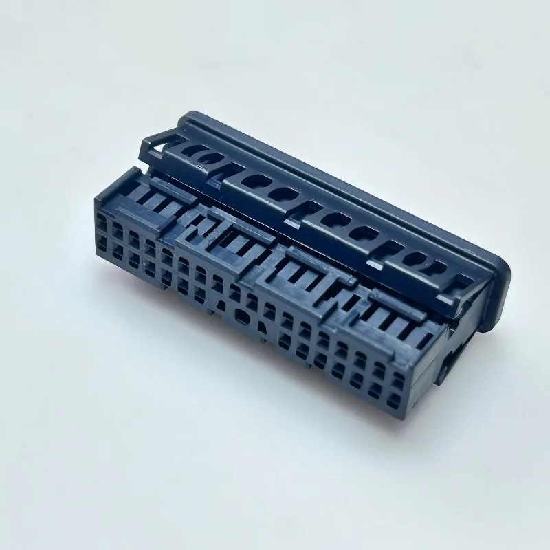 2382569-1 Tyco 32 holes, connectors jackets, housings, harnesses