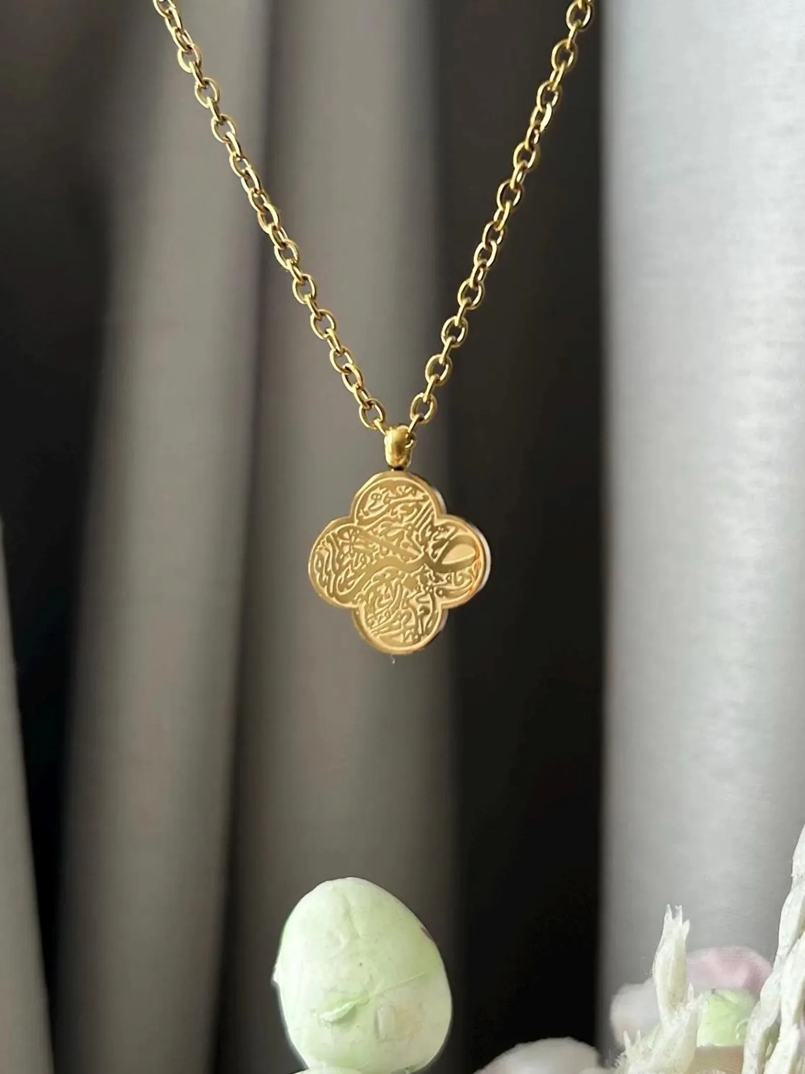 

Ожерелье Sabr Clover, подвеска в виде арабской каллиграфии, 18-каратное позолоченное ожерелье из нержавеющей стали, исламские украшения, духовный подарок для нее