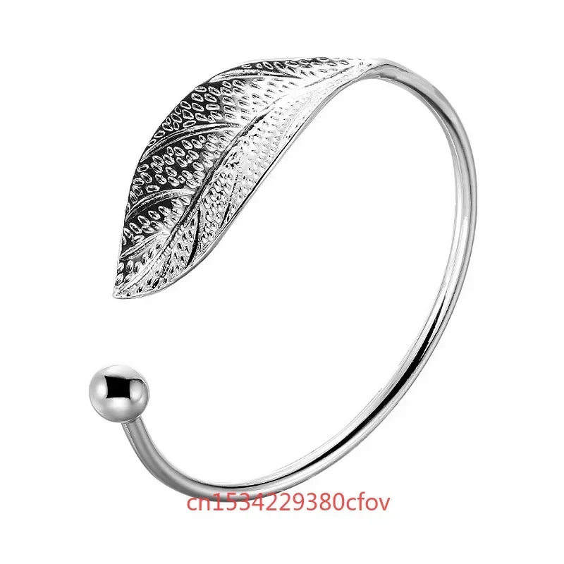 Fashion New S925 Silvering Personality Leaf Bracelet Jewelry High Profile Personalized Simple Lucky Gift for Girl