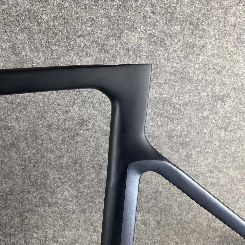 

Разница Дополнительные ссылки карбоновая рама