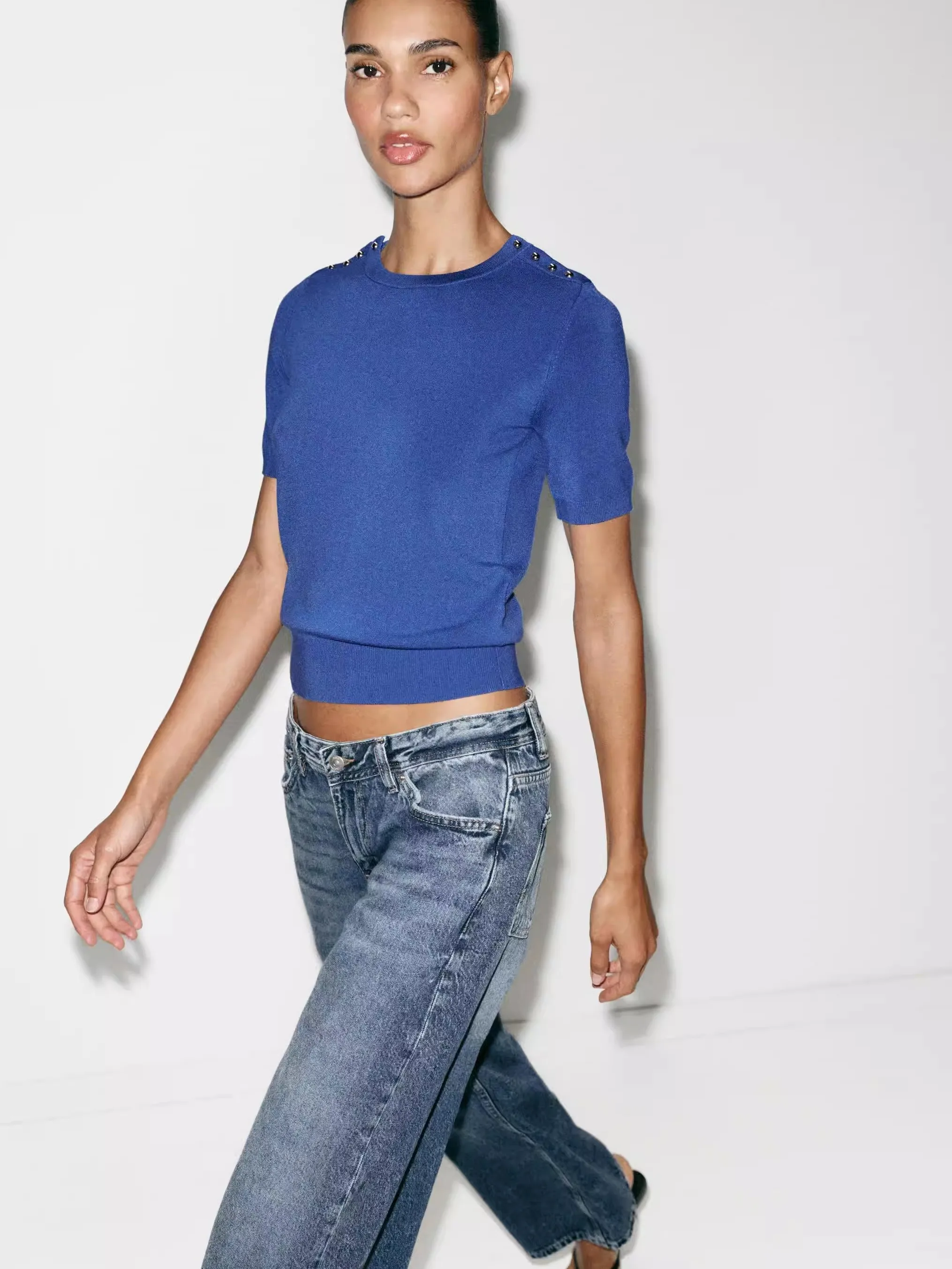 

Базовая повседневная трикотажная рубашка с коротким рукавом: Новая летняя коллекция, женская мода, базовый стиль, удобная, дышащая, этническая одежда