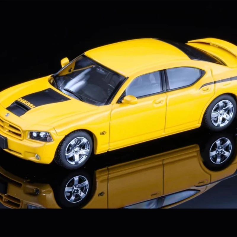 

Литье под давлением оригинальное зарядное устройство в масштабе 1:6408 R/T модель из сплава, имитация украшения, хобби, сувениры, коллекция подарков, статический дисплей