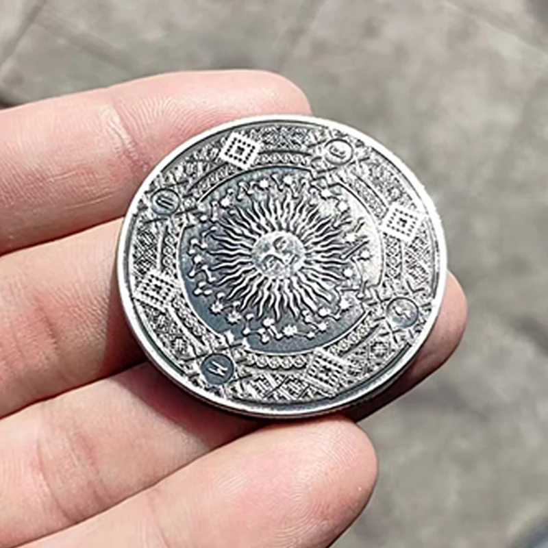 เหรียญกันภัยพระอาทิตย์พระจันทร์ เครื่องเล่นฝึกสมาธิ บรรเทาความวิตกกังวล สมาธิสั้น ช่วยตัดสินใจและสนุกสนาน ของที่ระลึก