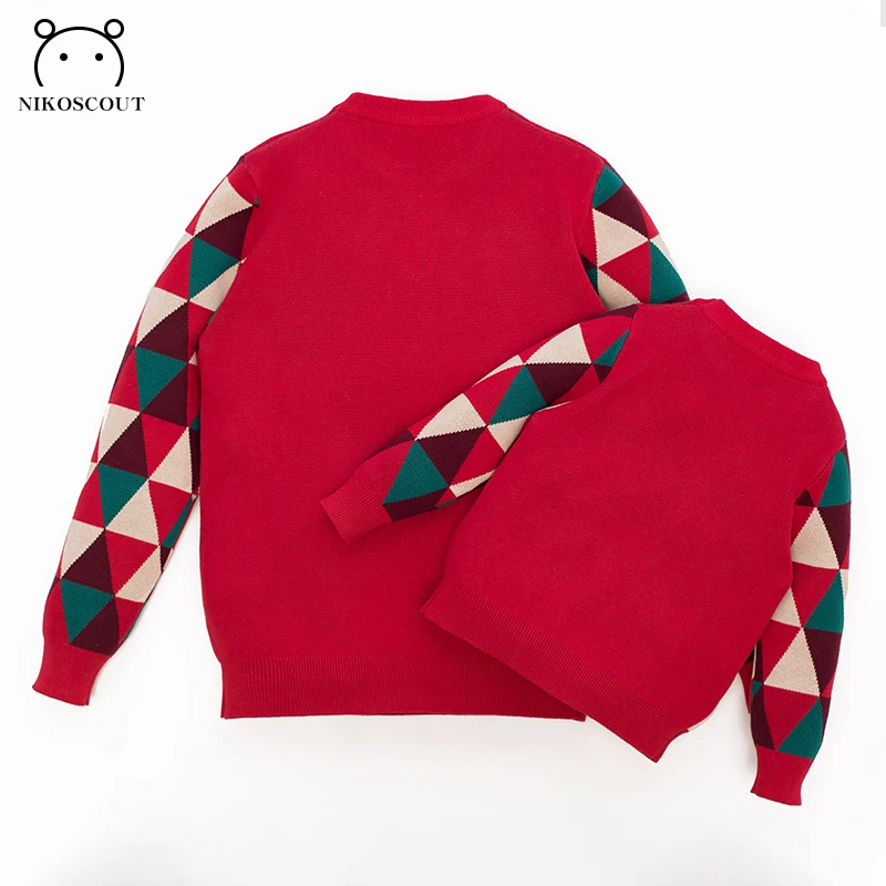 Family for a Family of Three in Winter Christmas and New Year Red Sweater Mother and Daughter New Year Fashionable Street Mother
