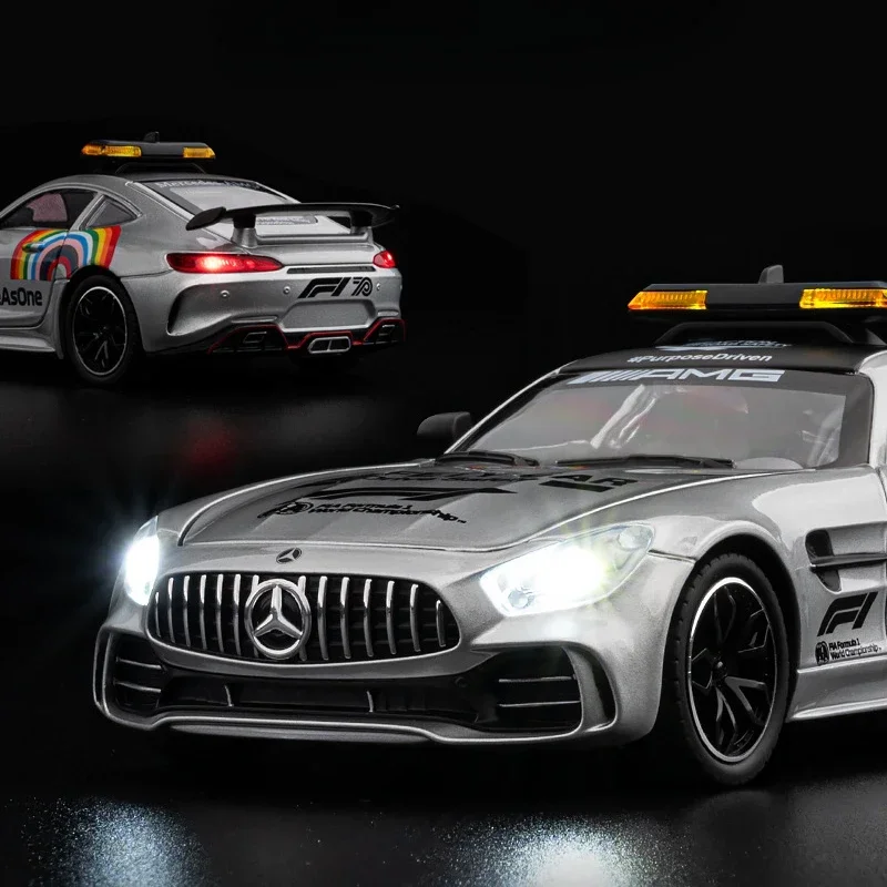 รถโมเดลอัลลอย AMG GT F1 Safety Car ขนาด 1:24 พร้อมเสียงและไฟ ของเล่นรถแบบดึงหลัง ของสะสมสำหรับเด็กผู้ชาย ของตกแต่ง ของขวัญ