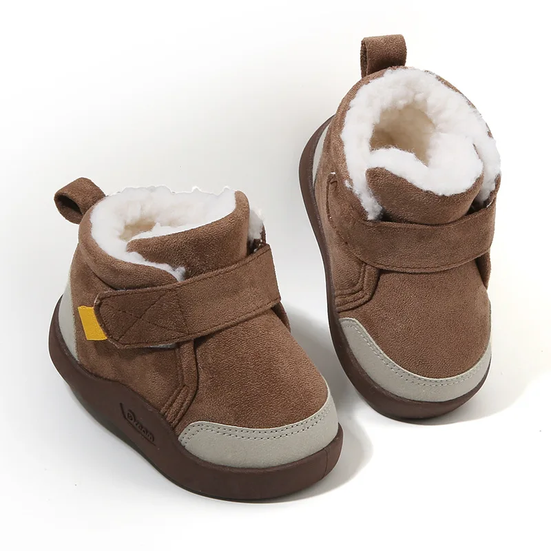 Botas de nieve de felpa para niños pequeños, zapatos de algodón antideslizantes de suela suave, zapatillas de deporte para exteriores, Invierno