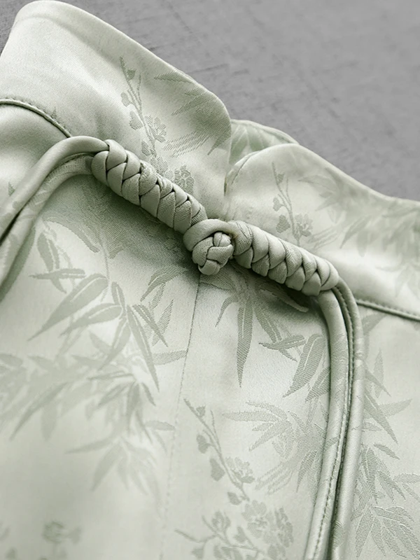 กระโปรงสไตล์จีนใหม่ ผ้าอะซิเตทลายปักไม้ไผ่ ไซส์ใหญ่สำหรับผู้หญิง กระดุมพู่ห้อย เอวสูง สไตล์จีนดั้งเดิม