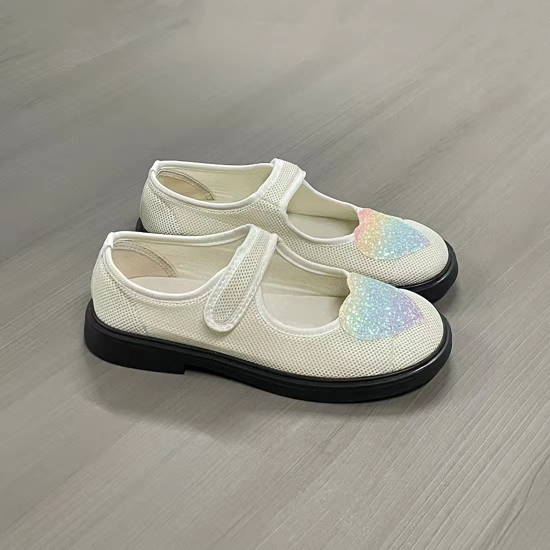 Xingliupi Heart Shape Trend Princess Shoes Leather Baby Performance Outdoor Lightweight Playing Magic Tape Girls 3-14 Years