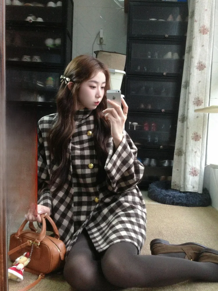 

Ele Plaid Woolen Coat Women's Loose Casual Winter Outerwear Coffee Color Middle-Length Lapel Coat for Young Ladies
